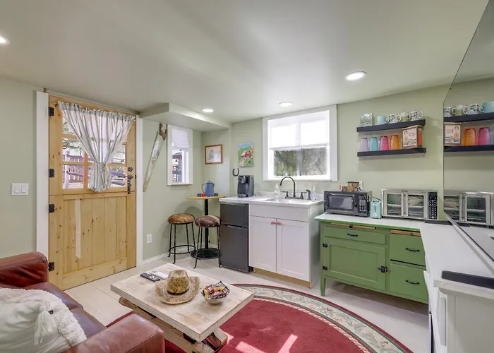 Brand New Casita By Superstition Mtns: Patio