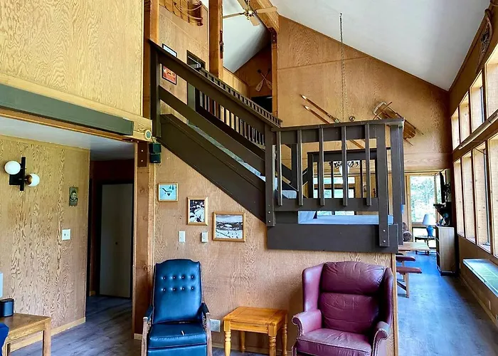 Spacious Chalet Rental In Alpine Valley For A Weekend Getaway In California