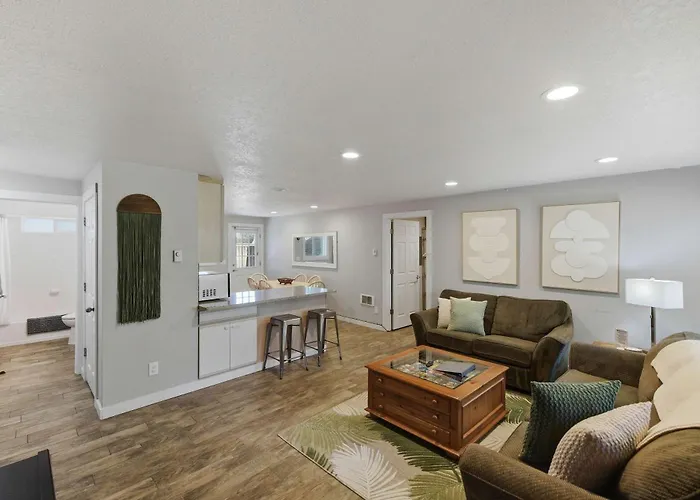 #Stayinmydistrict Northbend Duplex