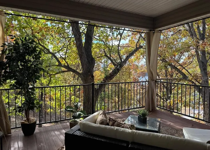 Lakeview House W/Hot Tub 2 Units 3 Bedrooms