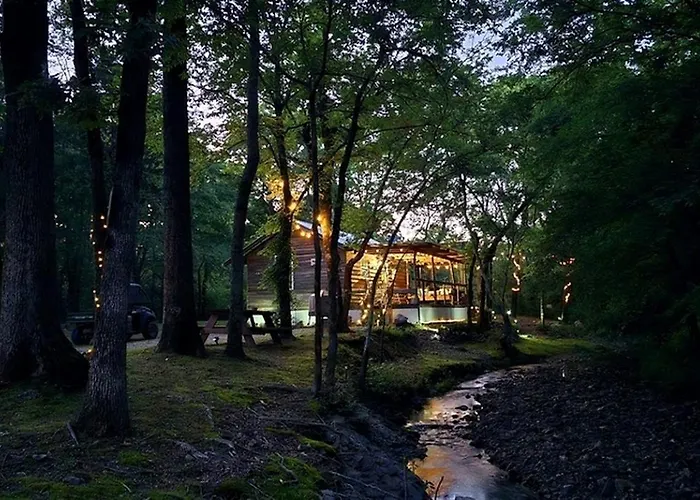 Creekside Cabin Retreat With Hot Tub & Fire Pit In Caddo Gap, Arkansas