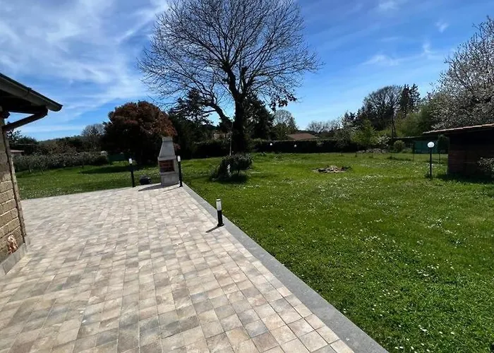 Relax Jacuzzi Private Villa And Car Park Lago Nemi
