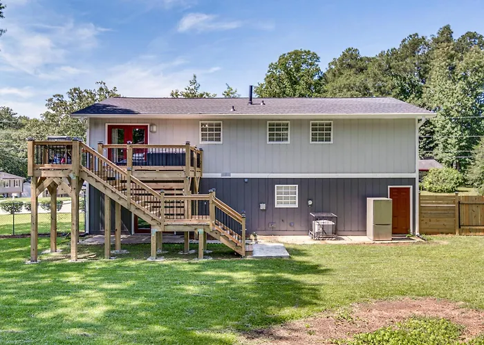 Private Yard & Theater! Modern College Park Home