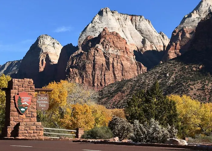 The Historic Rose Cottage At Zion National Park In Springdale, Utah