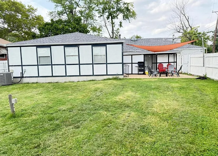 Spacious 4Br Home Near St Louis Zoo Downtown Bbq Free Parking