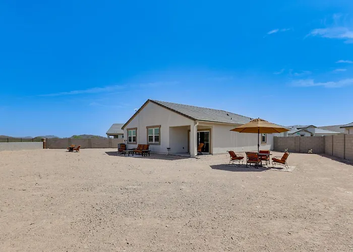 Superstition Mtn Views: Seasonal Golf Getaway
