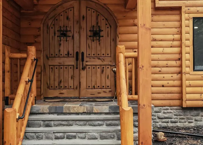Winter Court Log Cabin By Avanstay