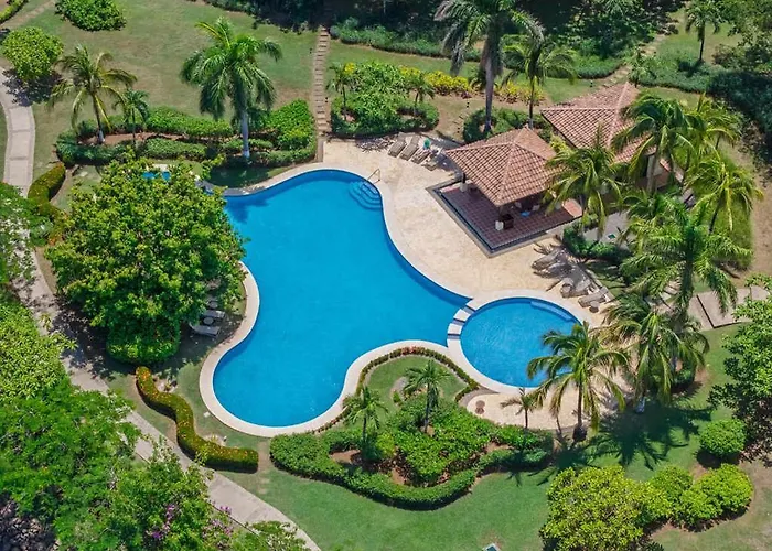 Tropical Villa In Hacienda Pinilla