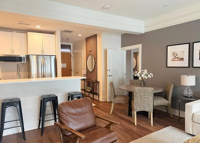 Experience Luxury In King Suite 361, Nestled In Bay Harbor With Stunning Village Views.