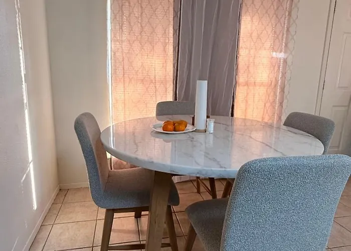 Georgetown Serenity 2 Bedroom Apartment