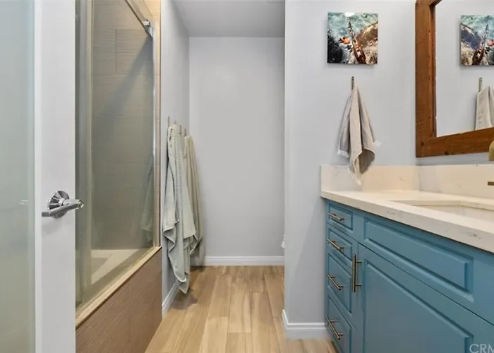 Ocean View One Bedroom Near Hermosa Beach