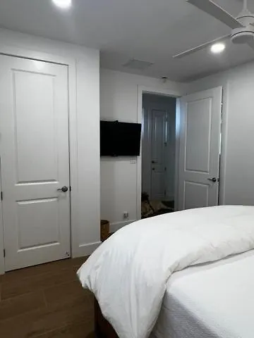 Bahama Beach Club Luxury 4 Bedroom 3 Bathroom Beachfron Condo