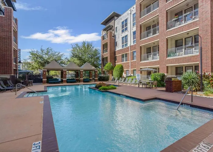 Apex Executive Apartments - Lake Carolyn Tx