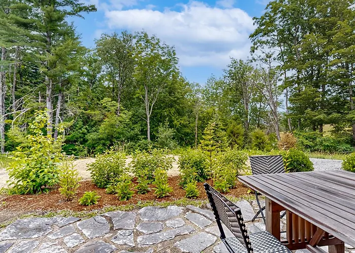 The Lotus Retreat At Grove Hill