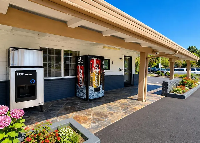 Muir Lodge Motel