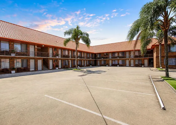Royal Palms Motor Inn