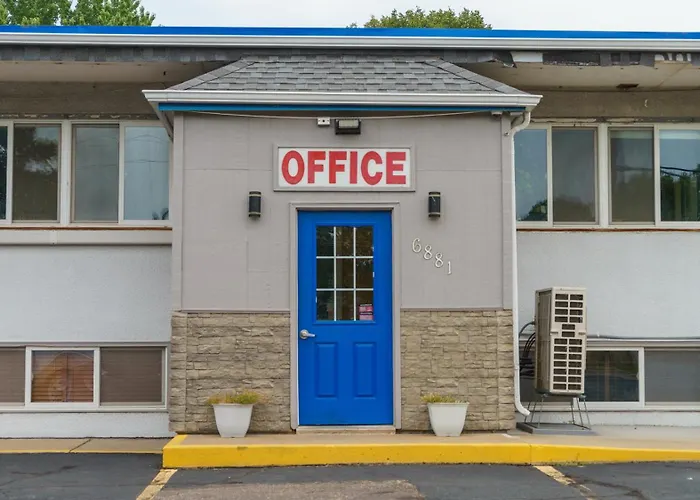 Budget Host Inn Fridley