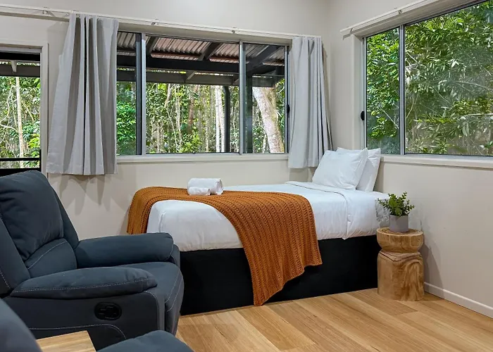 Chambers Wildlife Rainforest Lodges