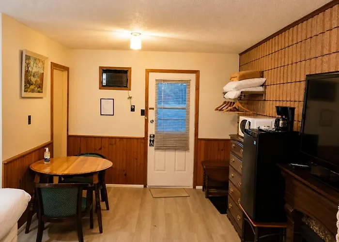 Top Notch Motel