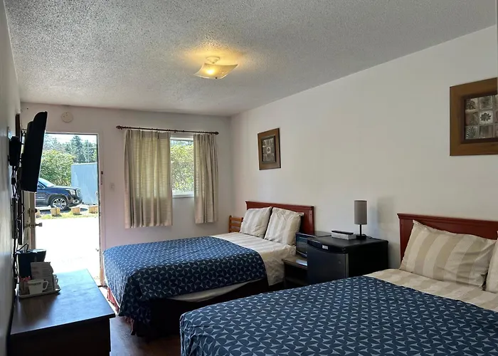 Dolphin Motel