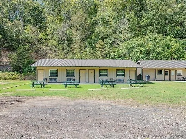 The Pines 3 Updated River Lodge