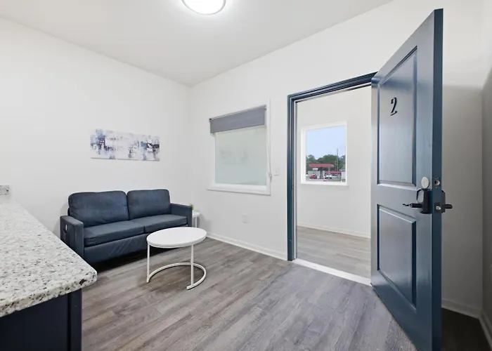 Silver Comet Motel Modern Boutique Suite