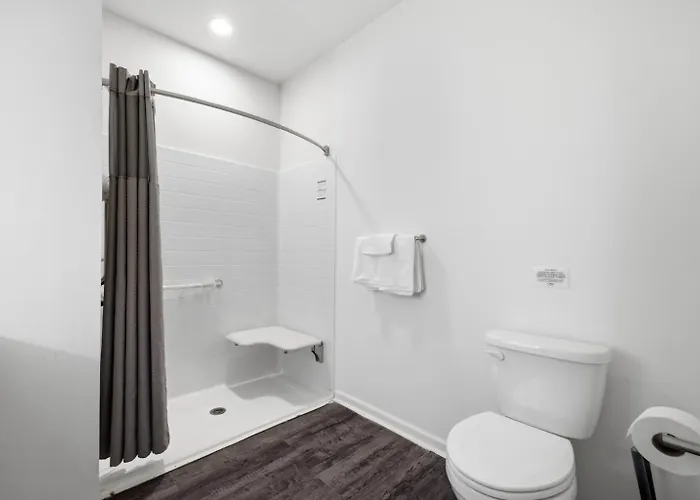 Silver Comet Motel Modern Boutique Suite