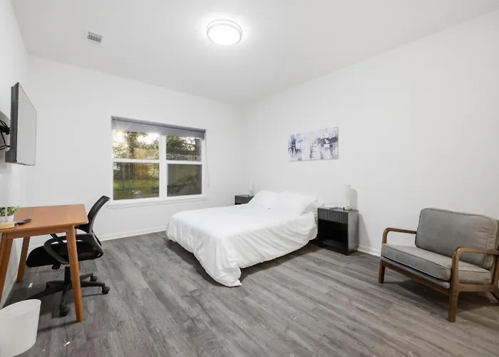 Silver Comet Motel Modern Boutique Suite