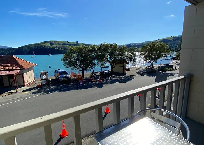 Akaroa Vista Apartment With Car Park
