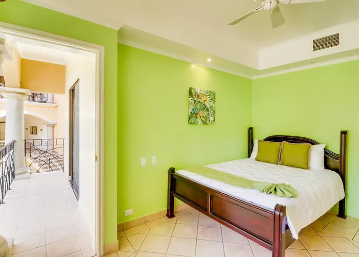 Bright 3Br Sunrise Resort 2Nd-Floor | Balcony