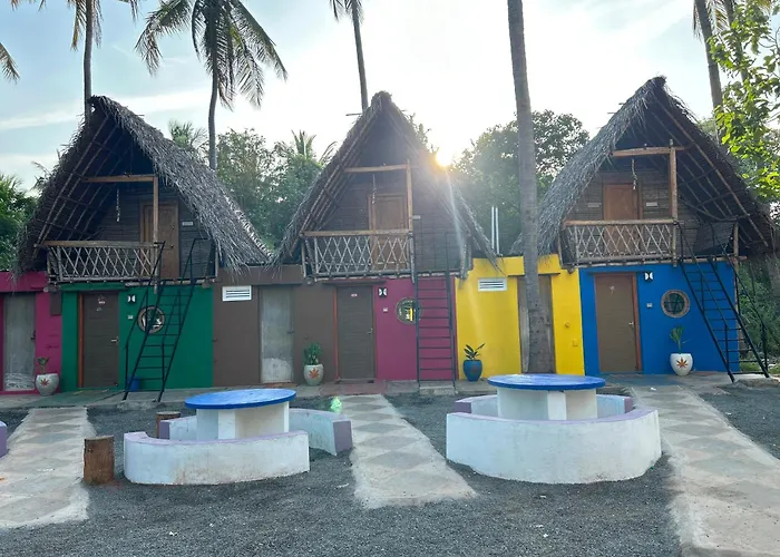 Nature Land - Play & Hutstay