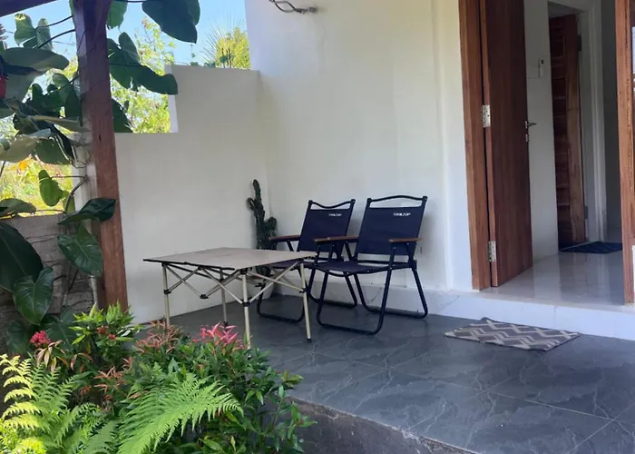 Private River House