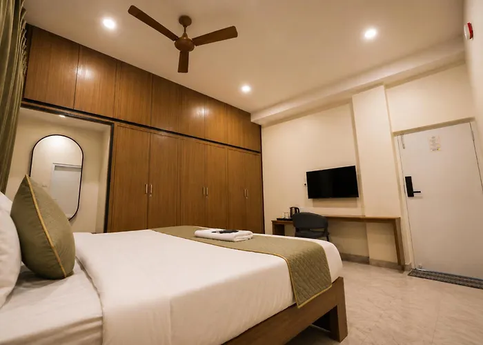 Hotel Prime Ssv Suite Near Hitech City & Yashoda Hospitals Madhapur