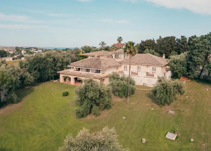 Villa Del Commendatore Sirugo