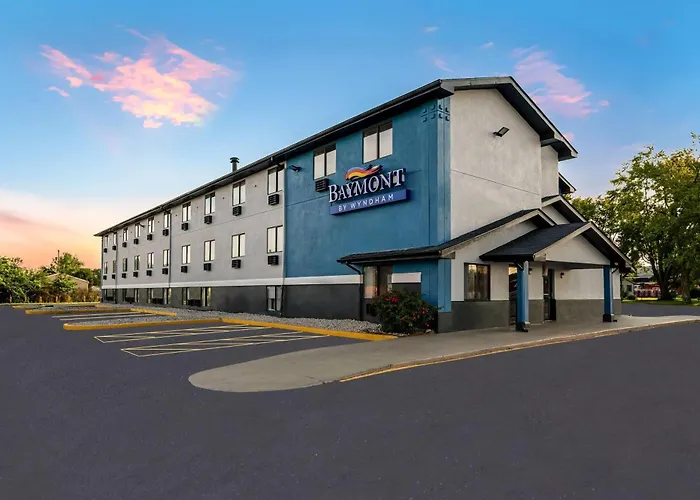 Baymont By Wyndham Findlay