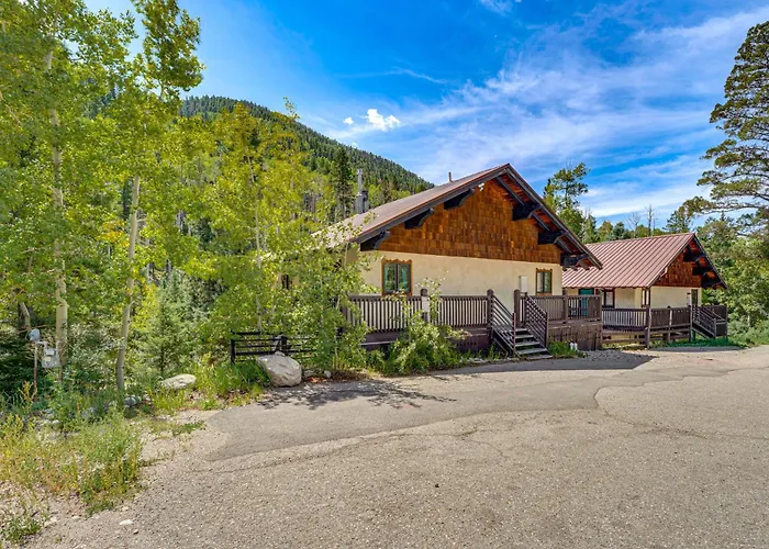 Hot Tub Access: Studio 2 Mi To Taos Ski Resort