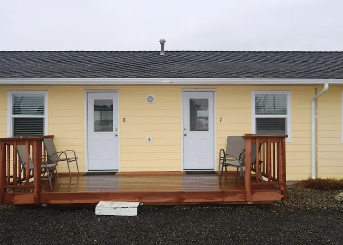 The Lowtide Motel