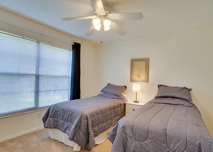 Fort Myers Home, Lanai & Private, Heated Pool
