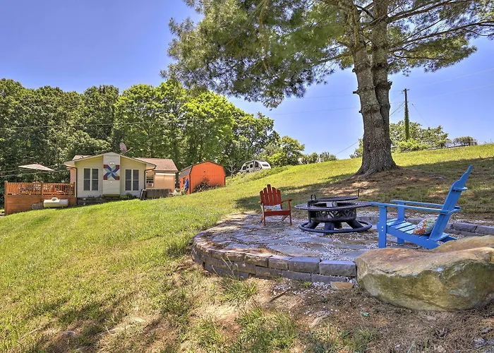 Nature Escape In Wytheville W/ Covered Porch!