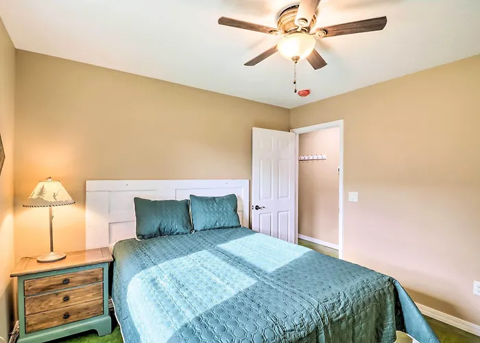 Brand New Cotter Home, Walk To Trout Fishing!