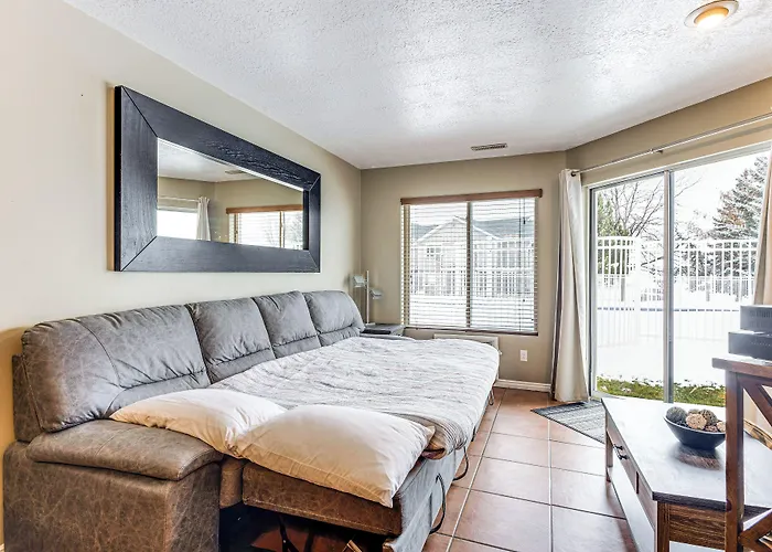 Garden City Condo W/ Pool Access By Bear Lake!