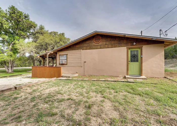 'Cabana Sol' Cabin: 4 Mi To Garner State Park