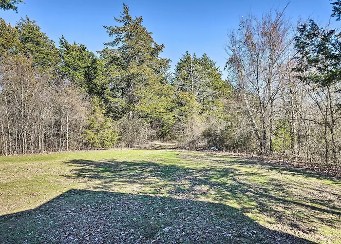 Clayton Cabin Rental Near Sardis Lake!