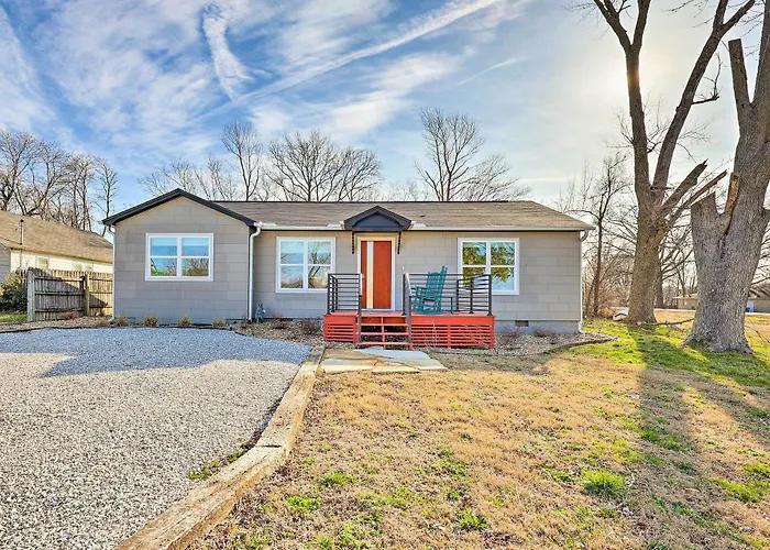 Modern Bentonville Home: Mountain Biker'S Paradise