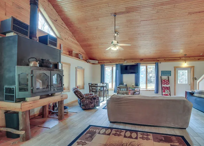 Paradise Cottage: Trail Access Nearby