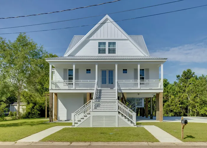 Coastal Waveland House 1/2 Block To Pub Beach