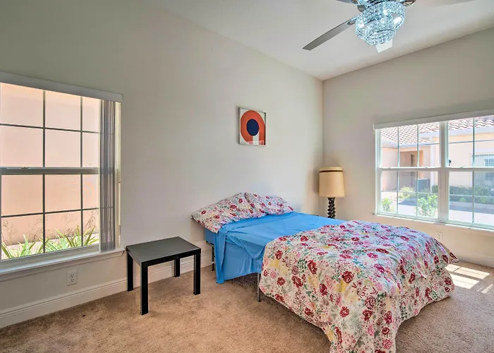 Sleek Tavares Condo 3 Miles To Downtown