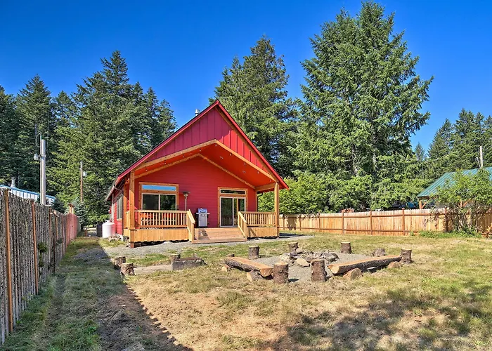 Rustic Cabin Near Mt Rainier: Fire Pit & Bbq!