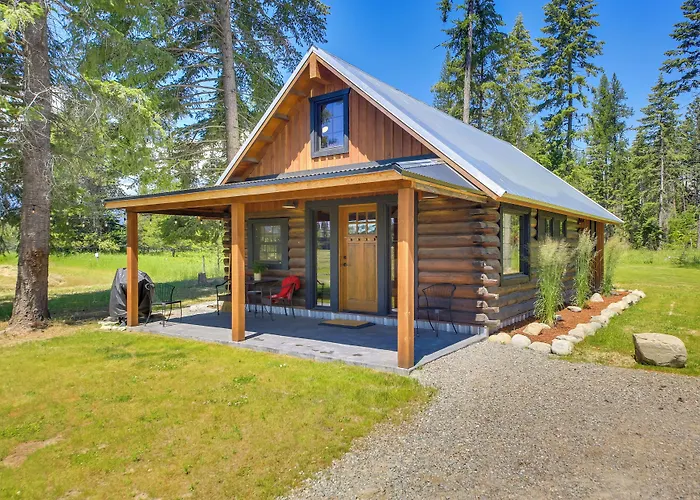 Serene Kootenai Cabin - 3 Mi To Dtwn & River!