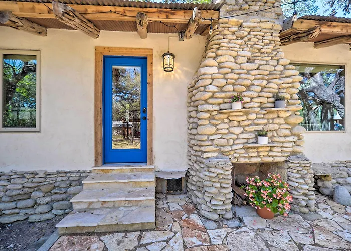 Unique Stay: Historic Home Along Blanco River